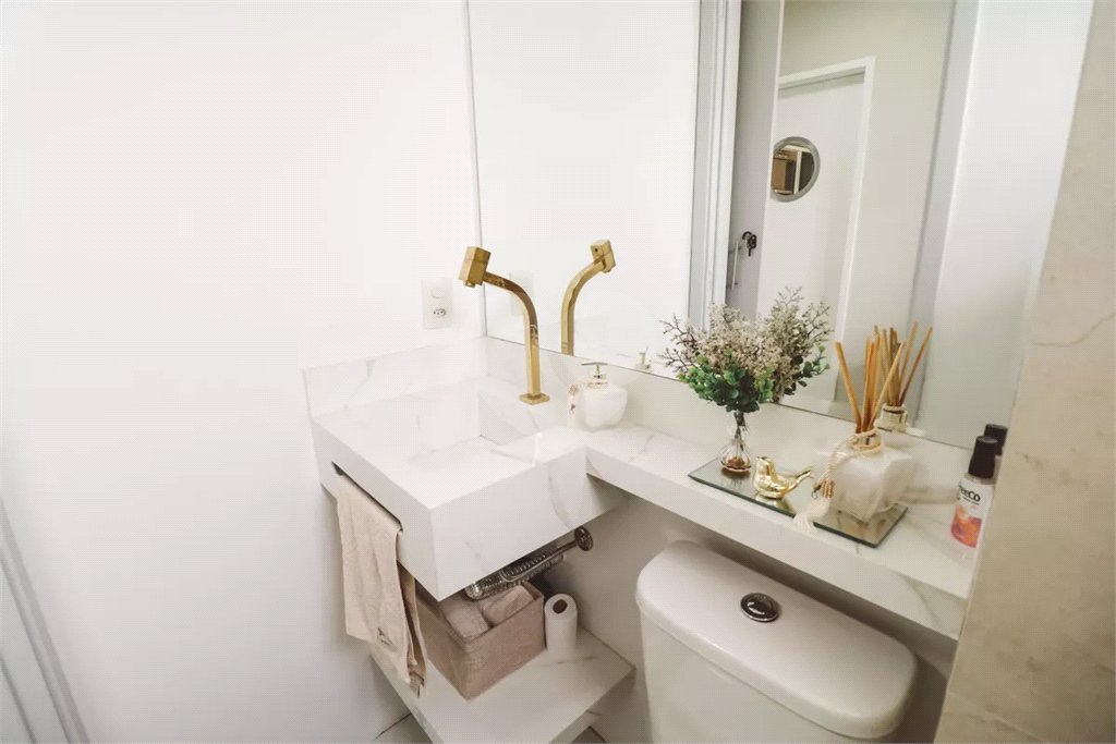 Apartamento à venda com 3 quartos, sendo 1 suíte,  em Vila Dom Pedro II, São Paulo, SP
