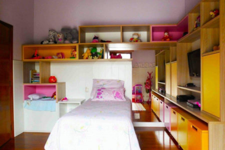Casa à venda com 4 suítes no condomínio Vilaggio Monte Alegre, São Paulo - SP