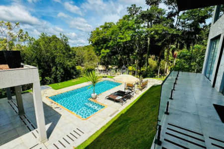 Casa à venda com 4 suítes no condomínio Portal Ouro Verde, Atibaia - SP