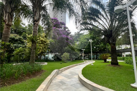 Apartamento à venda com 4 suítes em Indianópolis, São Paulo, SP
