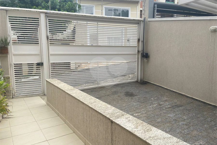 Sobrado à venda com 3 quartos, sendo 1 suíte, em Horto Florestal, São Paulo, SP