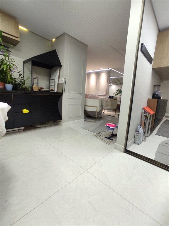 Apartamento à venda com 3 quartos, sendo 2 suítes, em Barra Funda, São Paulo, SP