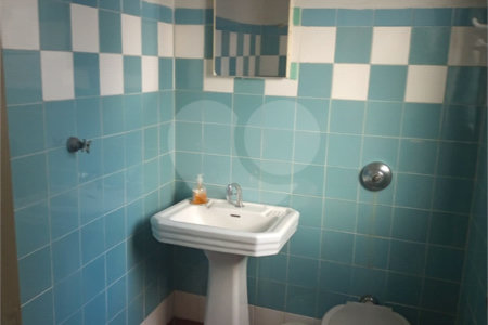 Casa à venda com 3 quartos em Vila Romana, São Paulo, SP