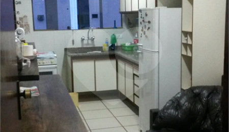 Apartamento à venda com 3 quartos, sendo 1 suíte,  em Jardim Enseada, Guarujá, SP