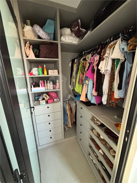 Apartamento à venda com 3 quartos, sendo 2 suítes, em Pico do Amor, Cuiabá, MT