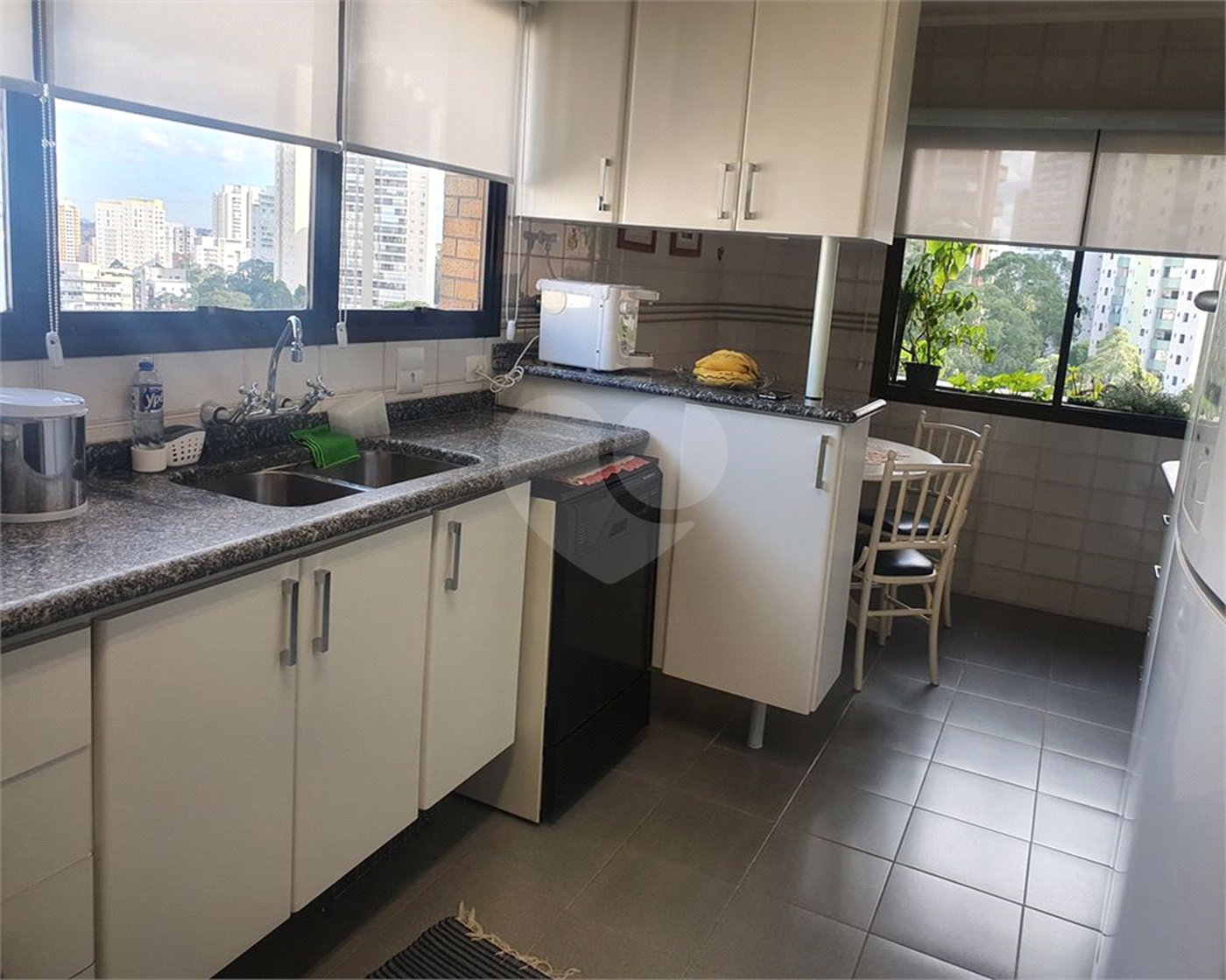 Apartamento à venda com 4 suítes em Vila Andrade, São Paulo, SP
