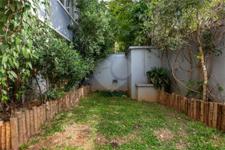 Sobrado à venda com 3 quartos, sendo 1 suíte, em Alto da Boa Vista, São Paulo, SP