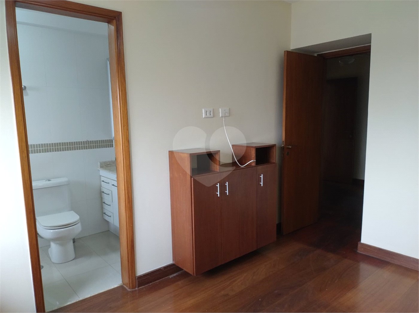 Apartamento para alugar com 3 suítes em Campo Belo, São Paulo, SP