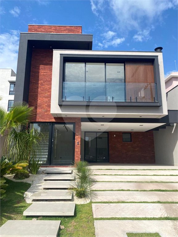 Casa à venda com 4 suítes no condomínio Bella Città, Mogi das Cruzes - SP