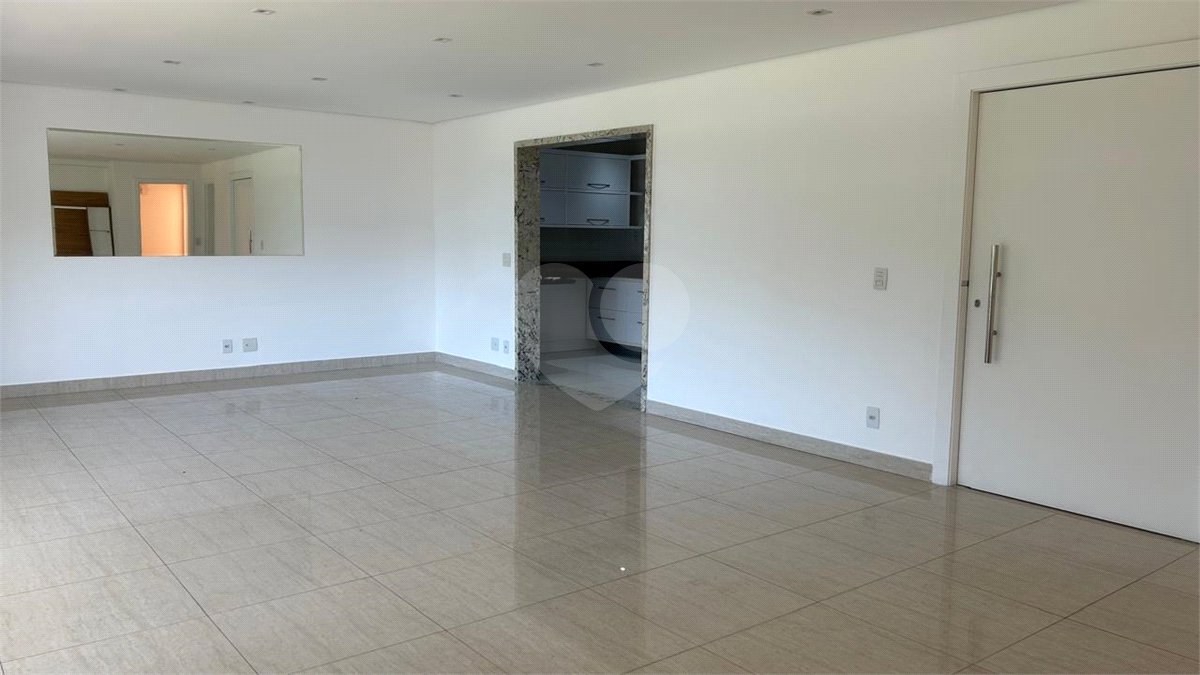 Apartamento para alugar com 3 suítes em Santana, São Paulo, SP