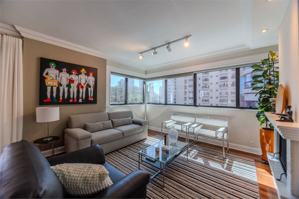 Apartamento à venda com 4 suítes em Paraíso do Morumbi, São Paulo, SP
