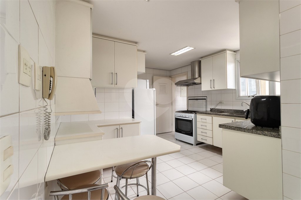 Apartamento à venda com 4 quartos, sendo 2 suítes, em Vila Mascote, São Paulo, SP