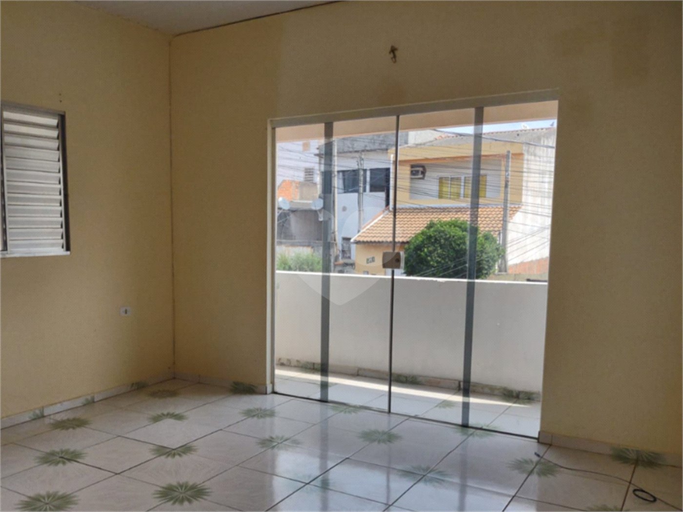 Sobrado à venda com 4 quartos em Parque Bom Retiro, Paulínia, SP