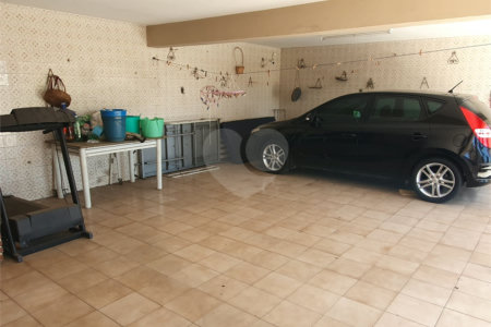 Casa Térrea à venda com 3 quartos, sendo 1 suíte, no Centro, Poá, SP