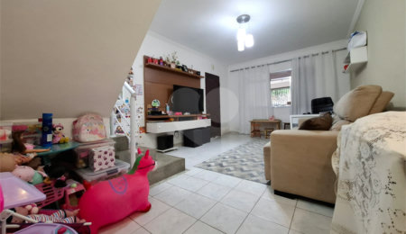 Sobrado à venda com 3 quartos, sendo 1 suíte, em Jardim Felicidade, São Paulo, SP