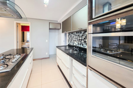 Apartamento à venda com 2 suítes em Vila Andrade, São Paulo, SP