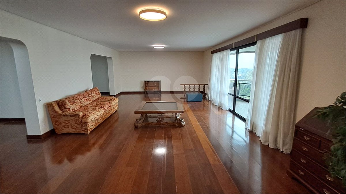 Apartamento para alugar com 4 quartos, sendo 3 suítes, em Santo Amaro, São Paulo, SP