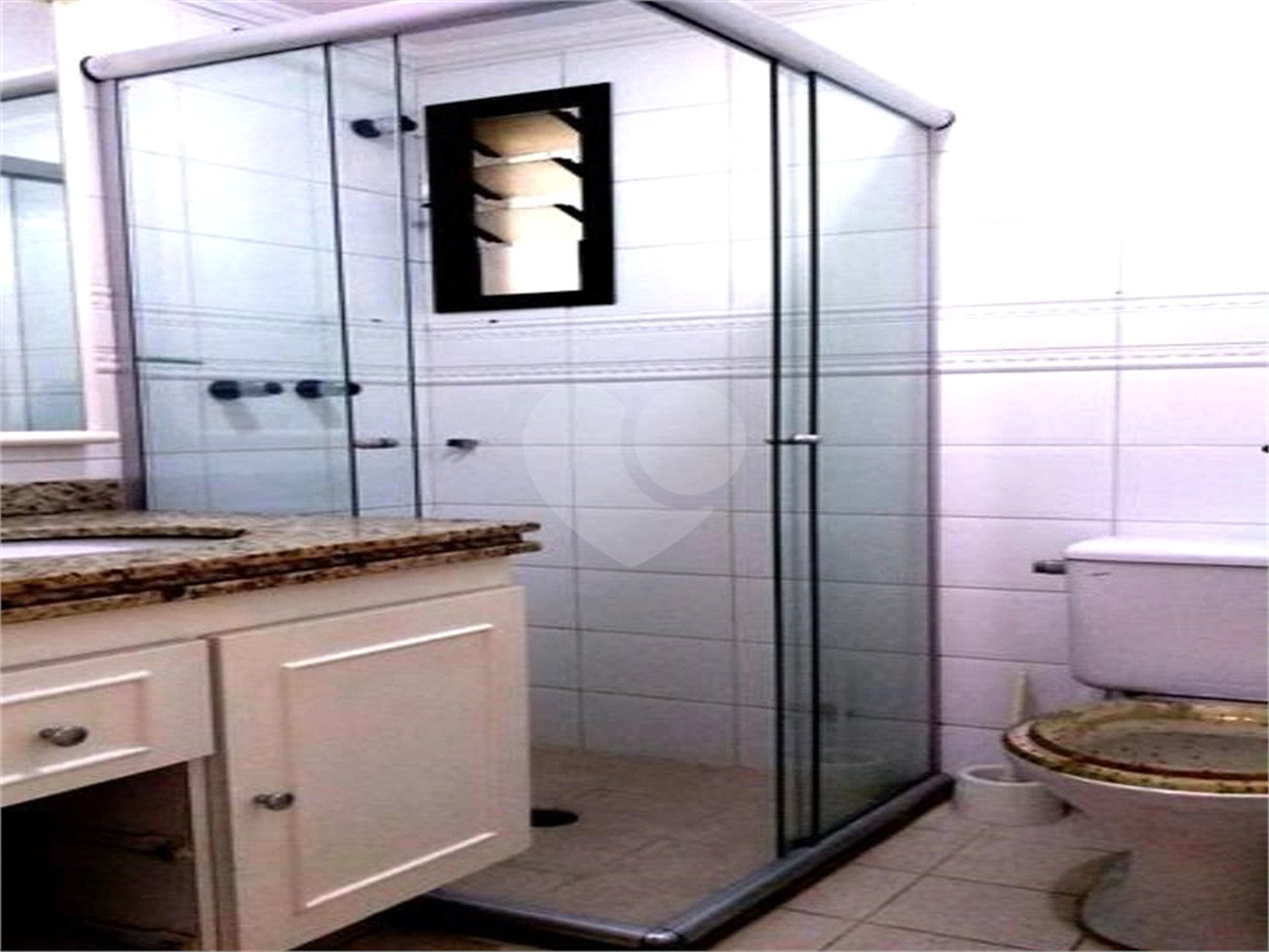 Apartamento à venda com 2 quartos, sendo 1 suíte, em Moema, São Paulo, SP