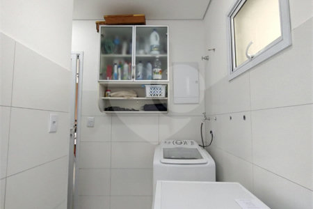 Casa à venda com 3 suítes no condomínio Residencial Alto da Floresta, Bom Jesus dos Perdões - SP
