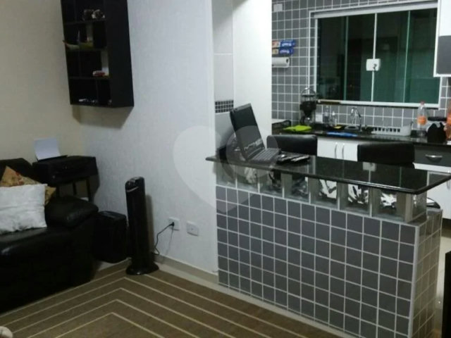 Casa à venda com 2 suítes no condomínio Villagio Salvador, São Paulo - SP