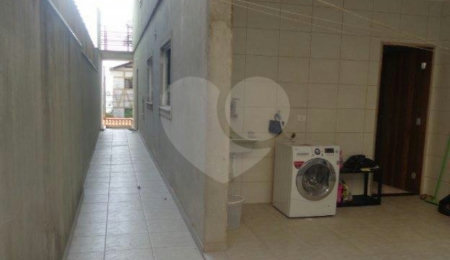 Sobrado à venda com 3 quartos, sendo 1 suíte,  em Parque Continental II, Guarulhos, SP