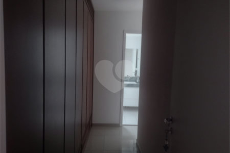 Apartamento à venda com 3 quartos, sendo 1 suíte, em Vila Polopoli, São Paulo, SP