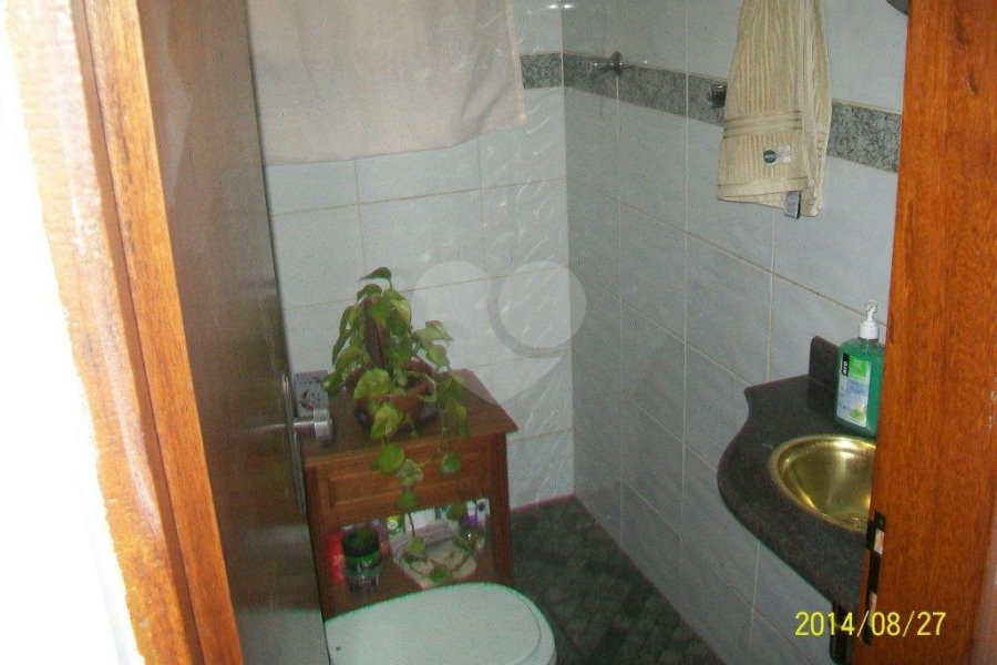 Sobrado à venda com 3 suítes em Vila Mazzei, São Paulo, SP