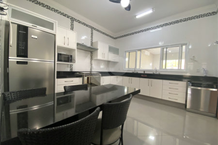 Casa à venda com 3 suítes no condomínio Palmeiras Imperiais, Salto - SP