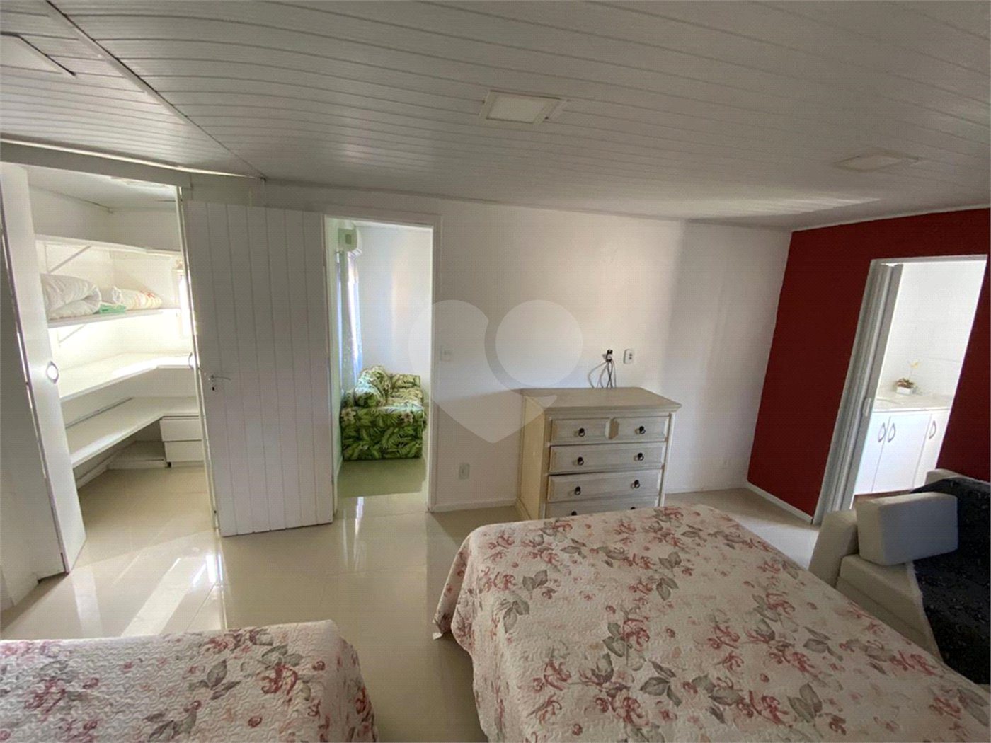 Casa em condomínio à venda com 5 quartos, sendo 4 suítes, em Praia Rasa, Armação dos Búzios, RJ