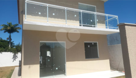 Casa à venda com 4 quartos, sendo 1 suíte,  em Ogiva, Cabo Frio, RJ