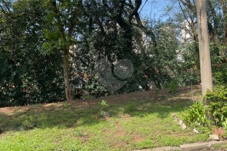 Terreno à venda com 3 quartos em Jardim Rizzo, São Paulo, SP