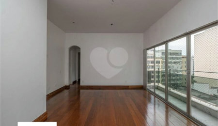 Apartamento à venda com 4 quartos, sendo 2 suítes,  em Tijuca, Rio de Janeiro, RJ