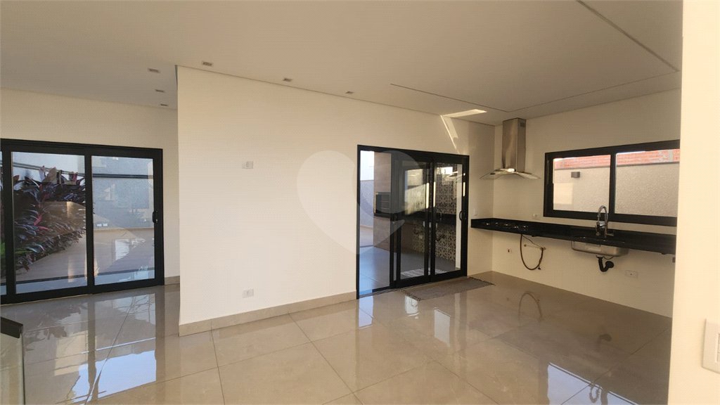 Casa à venda com 3 suítes no condomínio Sun Lake, Sorocaba - SP