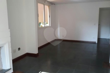 Casa para alugar com 3 suítes no condomínio Residencial Courtyard Village, São Paulo - SP
