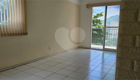 Apartamento à venda com 2 quartos, sendo 1 suíte,  em Tijuca, Rio de Janeiro, RJ