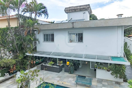 Casa à venda com 5 quartos, sendo 4 suítes, em Alto da Lapa, São Paulo, SP