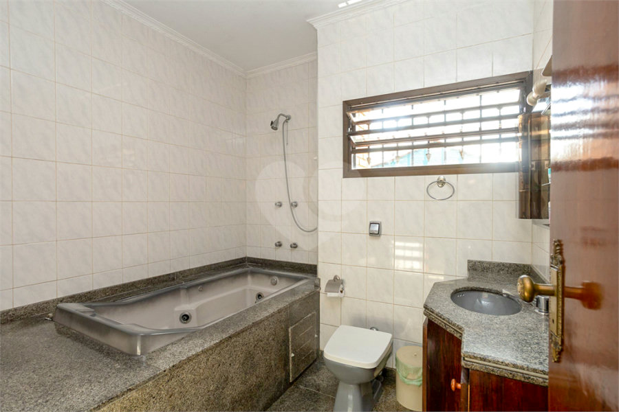Sobrado à venda com 3 quartos, sendo 1 suíte, em Itaquera, São Paulo, SP