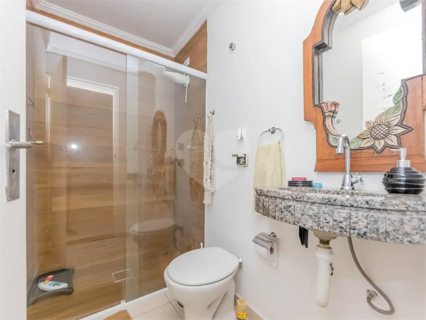 Casa à venda ou para alugar com 5 quartos, sendo 3 suítes, em Chácara Pavoeiro, Cotia, SP