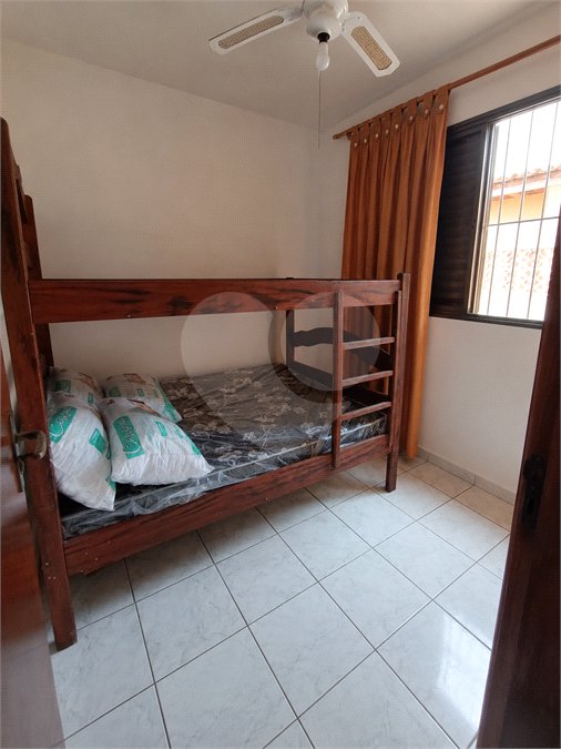 Casa à venda com 2 suítes, no condomínio Residencial Vitória Régia, Bertioga - SP