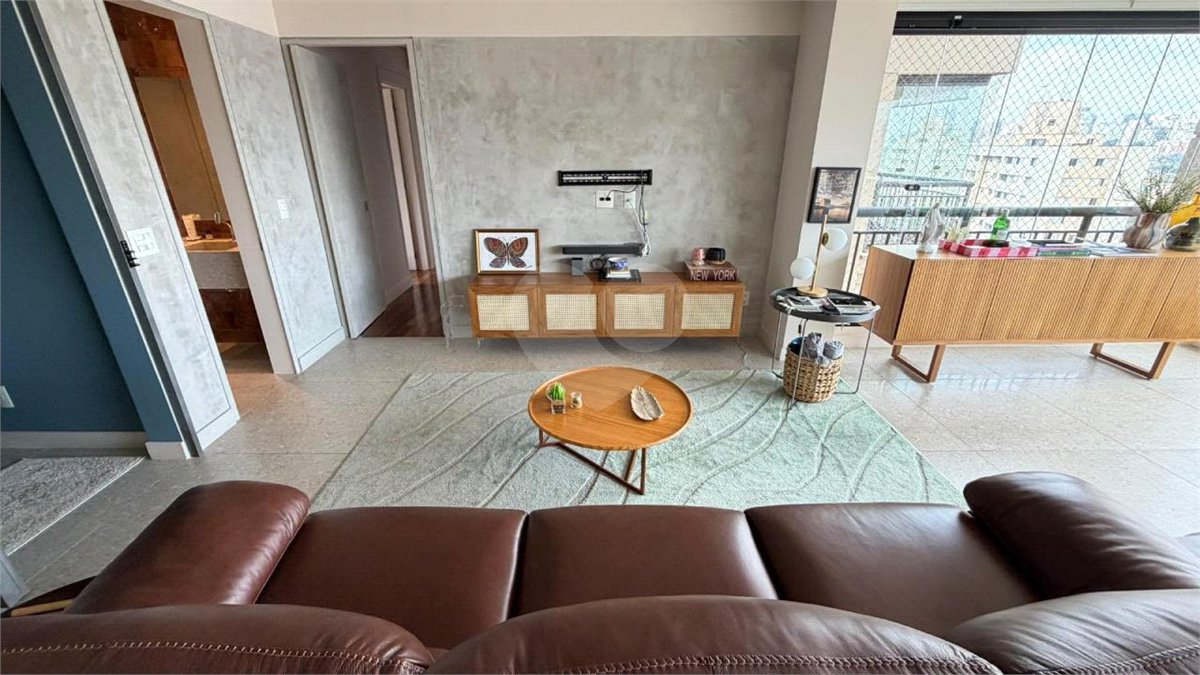 Apartamento à venda com 3 suítes em Vila Olímpia, São Paulo, SP
