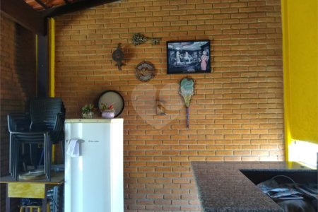 Sobrado à venda com 6 suítes em Vila Guarani (z Sul), São Paulo, SP