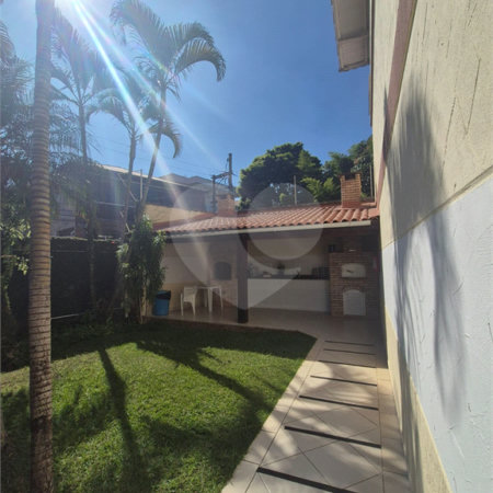 Casa à venda com 3 quartos, sendo 1 suíte, no condomínio Mariana, São Paulo - SP