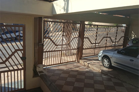 Casa à venda com 8 quartos, sendo 3 suítes, em Jardim Terceiro Centenário, Atibaia, SP