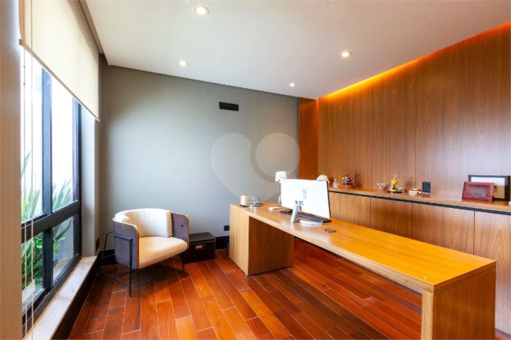 Apartamento à venda com 3 suítes em Cerqueira César, São Paulo, SP