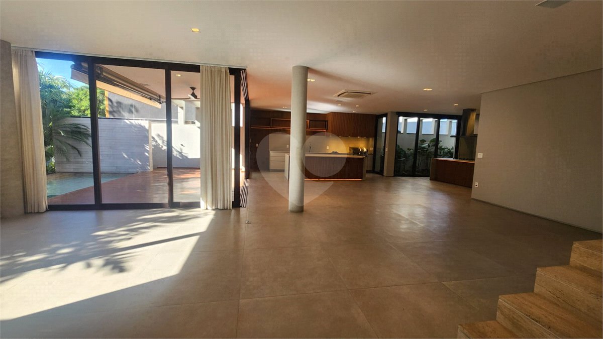 Casa à venda com 4 suítes no condomínio Mont Blanc, Sorocaba - SP