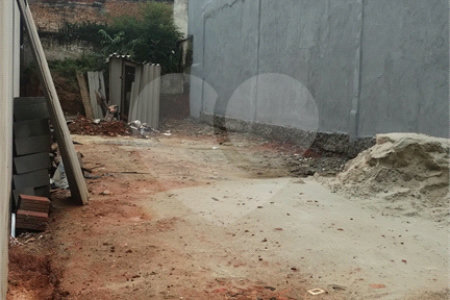 Terreno à venda com 2 quartos no Centro, Mogi das Cruzes, SP