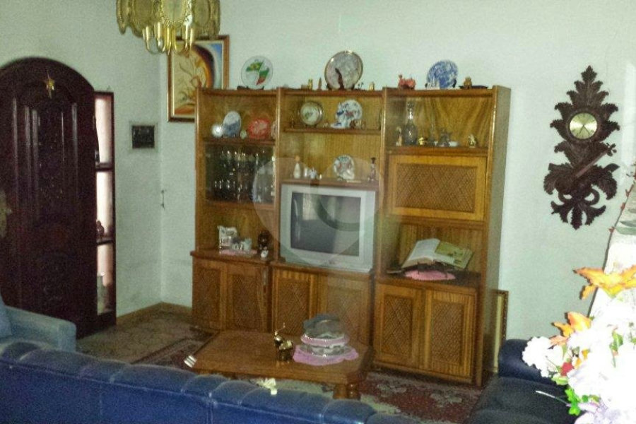Casa à venda com 3 quartos, sendo 1 suíte, em Itaquera, São Paulo, SP