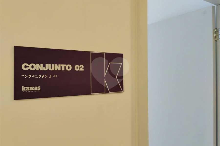 Excelente sala comercial com 50 M² no Jabaquara.