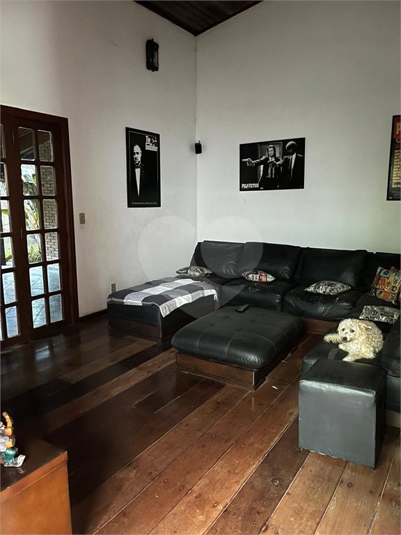 Casa Térrea para alugar com 3 suítes em Jardim do Lago, Atibaia, SP