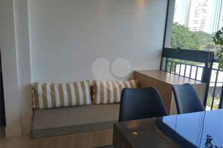 Apartamento à venda com 2 quartos, sendo 1 suíte, em Lapa, São Paulo, SP